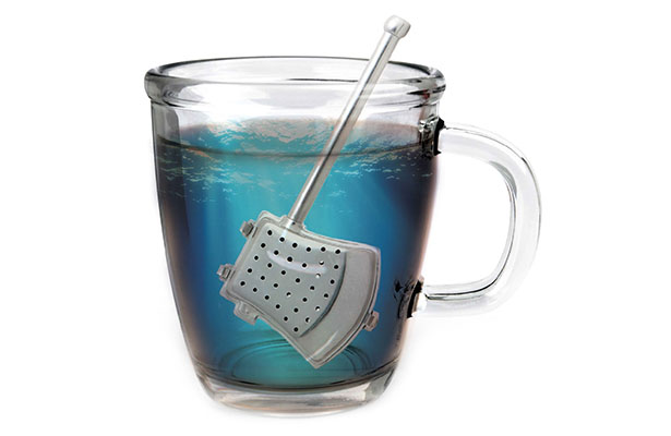 Kikkerland Fabled Axe Tea Infuser by Hong Min Kyu