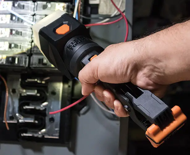 Klein Tools Clamping Worklight Directs Light Wherever You Need It