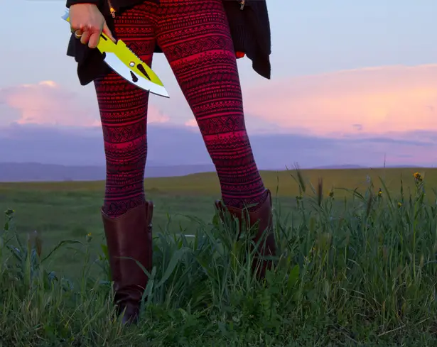 Kniper Throwing Knife and Multi Tool by Urchin Sky