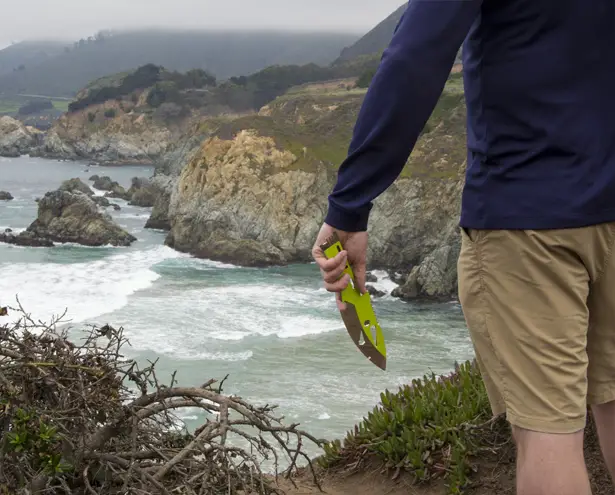 Kniper Throwing Knife and Multi Tool by Urchin Sky