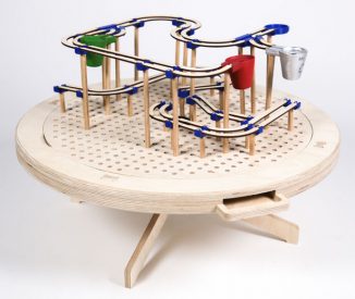 Labyrinth Educational Toy Teaches Children about Materials and Recycling