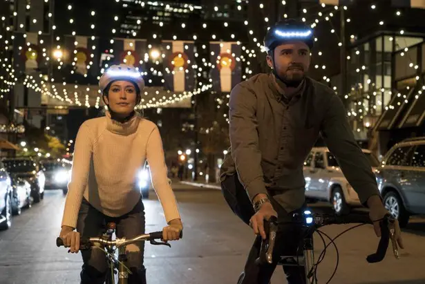 Lumos Smart Bike Helmet with Wireless Turn Signal