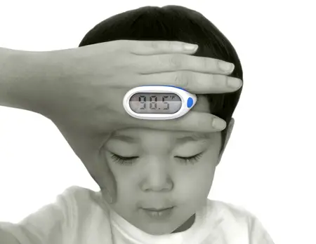 Lunar Baby Thermometer by Duck Young Kong