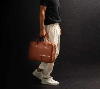 Lundi TILIO 36-hour Travel Bag Features a Nice Tone of Cognac