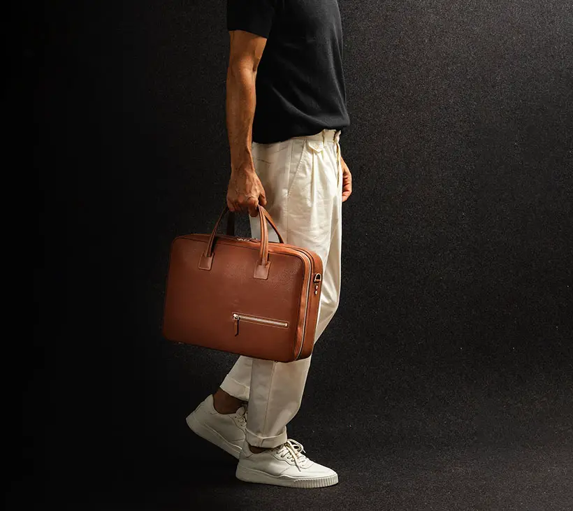 Lundi TILIO 36-hour Travel Bag in Cognac Color