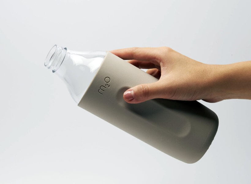 M2O Water Bottle Design by Michael Young for Plastic-Free Future
