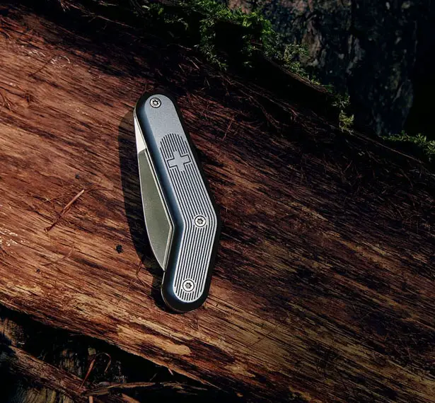 Malvaux Model Number 1 Knife Is Designed with Better Opening and Ergonomic Value
