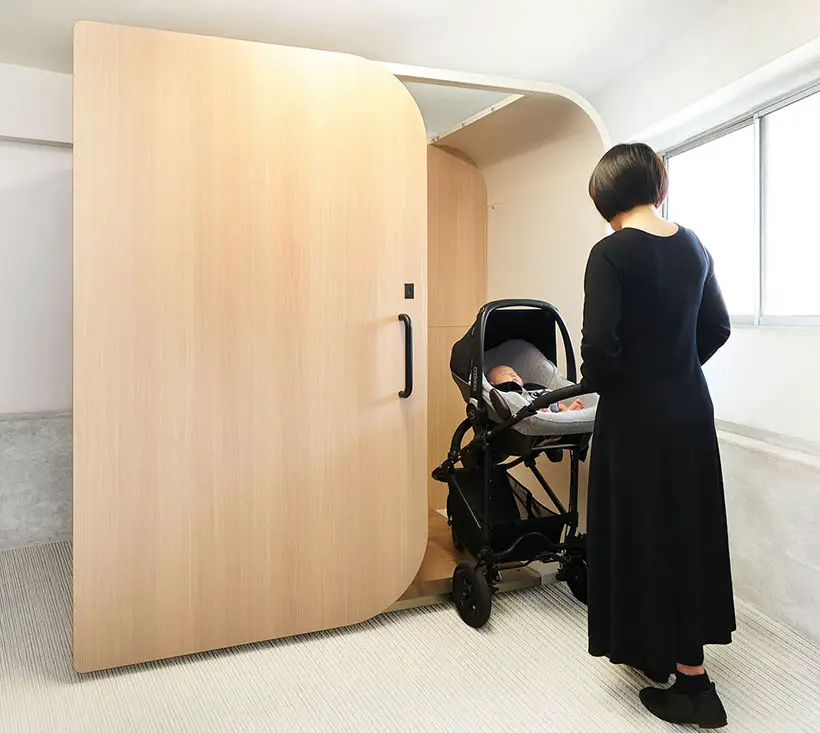 Mamaro Mobile Baby Room by NOSIGNER