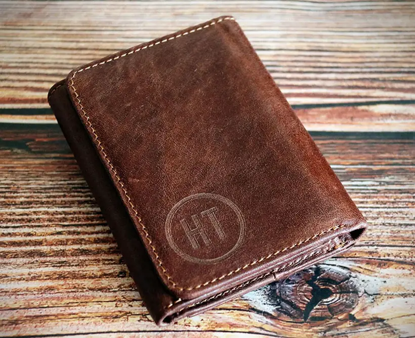 ManchotArtisanat Trifold Wallet for Men