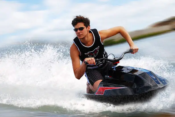 Manta 95R Personal Watercraft by Luke Leighton