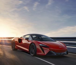 McLaren Artura – Low-Nose, Cab-Forward, and High-Tail Stance Represents Pure, Hybrid Supercar