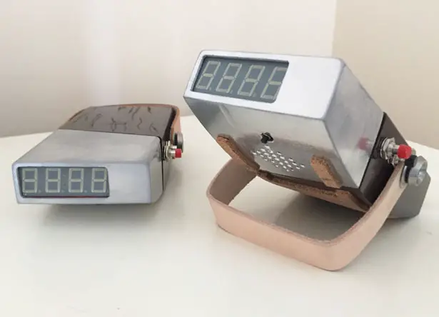 Mentum Alarm Clock by Fraser Leid
