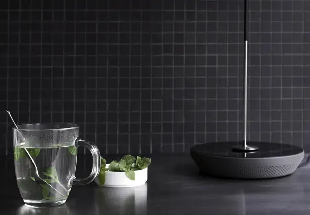 Miito Electric Kettle by Nils Chudy