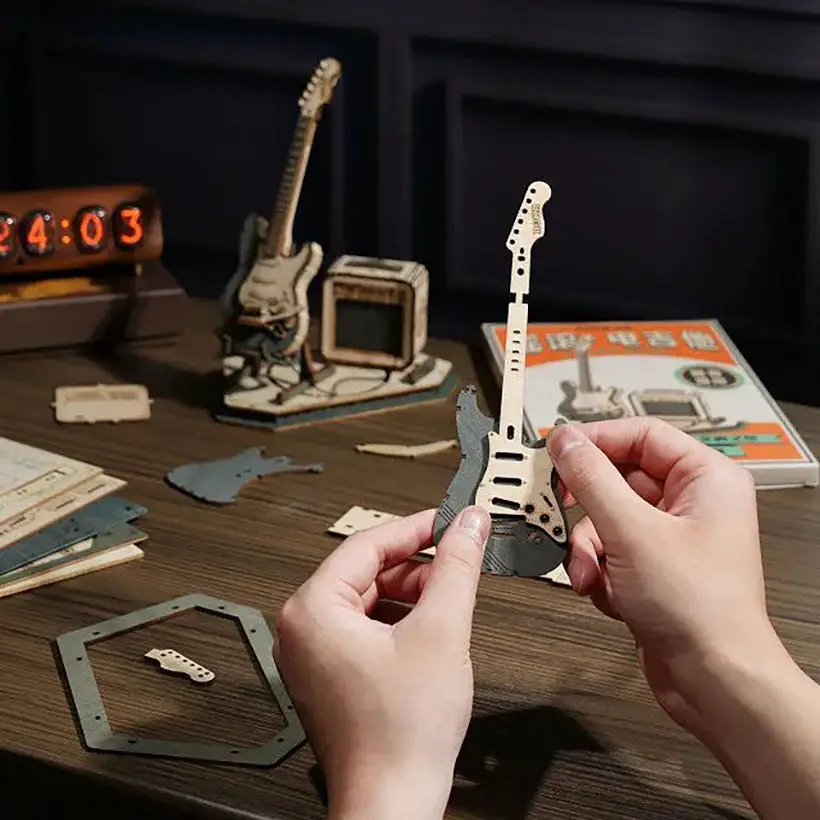 Mini Electric Guitar Model Building Kit