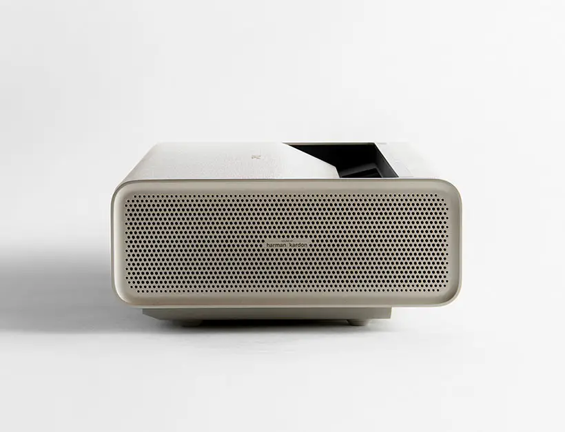 Mira Projector by Layer Design