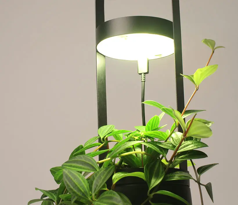 Bloomengine Spot Smart Planter by BDCI Design