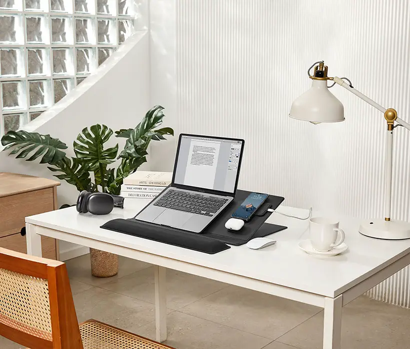 MOFT Smart Desk Mat