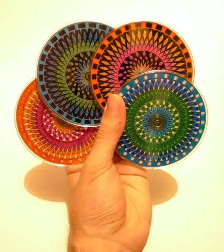 moire coaster set hand