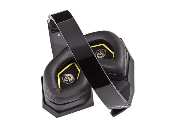 Monster Diesel Vektr On-Ear Headphones Feature Tri-Fold Design and High-Def Cable Triangular Lines