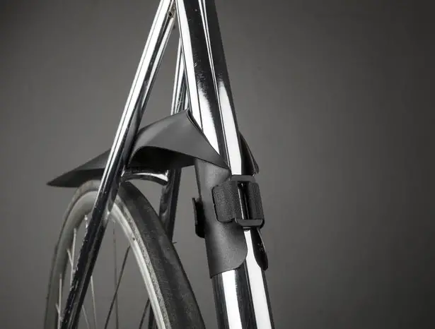 Musguard Rollable Bike Fender by Jurij Lozic