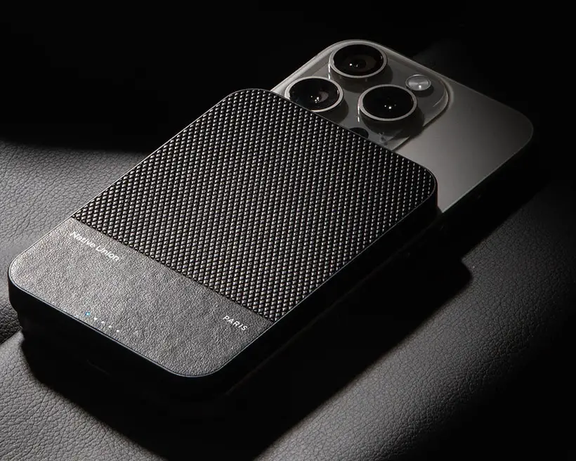 Native Union (Re)Classic Magnetic Power Bank
