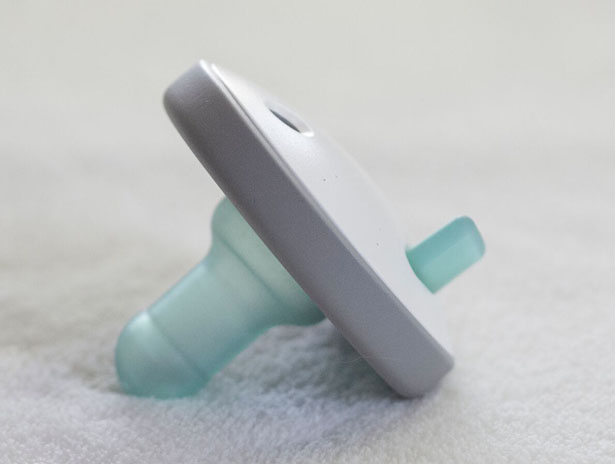 NiNite Smart Pacifier by Hive Design