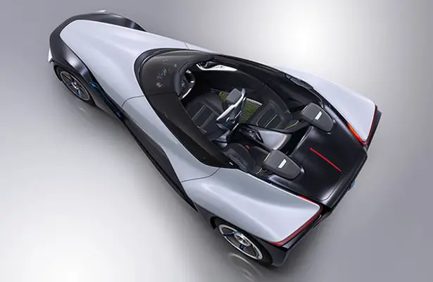 Futuristic Nissan BladeGlider Is A 3-Seater Concept Electric Car