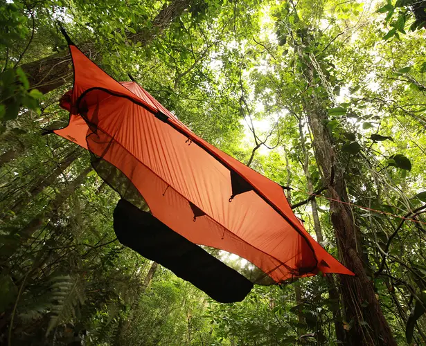 Nube 2.0 Hammock Shelter by Sierra Madre Research