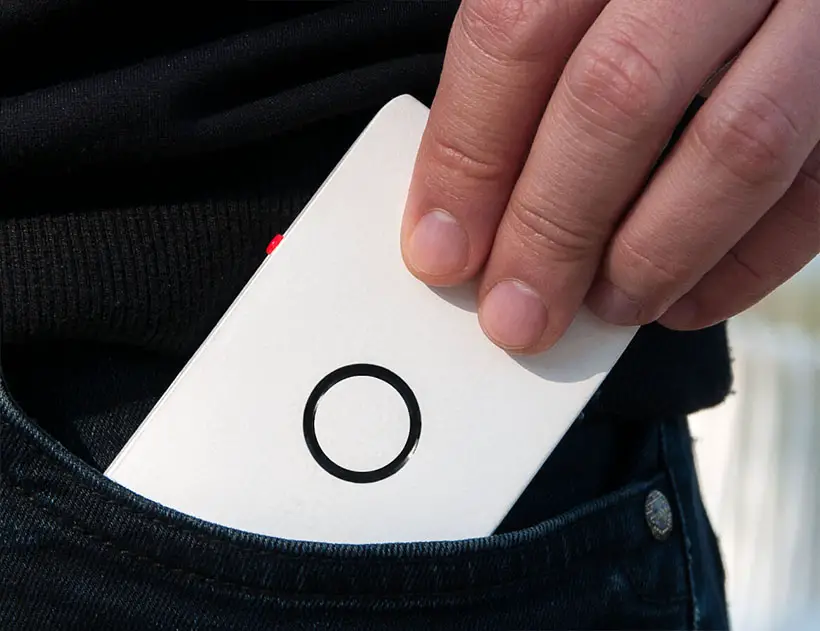 Minimalist OffOne 3D-Printed Phone with E-Ink Display Is Not Really That Dumb