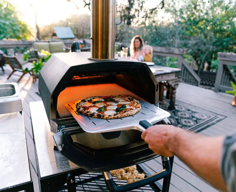 Ooni Karu 16 Multi-Fuel Pizza Oven with Multiple Fuel Options