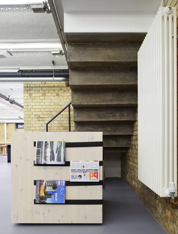 OpenBook Chair : A Nice Little Library for A Book Lover