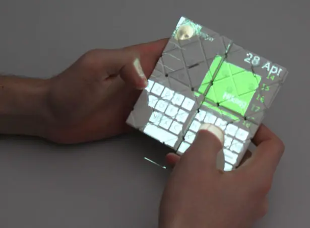 Paddle Shapeshifting Smartphone Inspired by Rubik's Puzzle