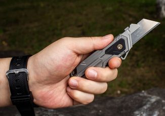 The Phantom 2.0 Titanium Folding Utility Knife with Replaceable Blade