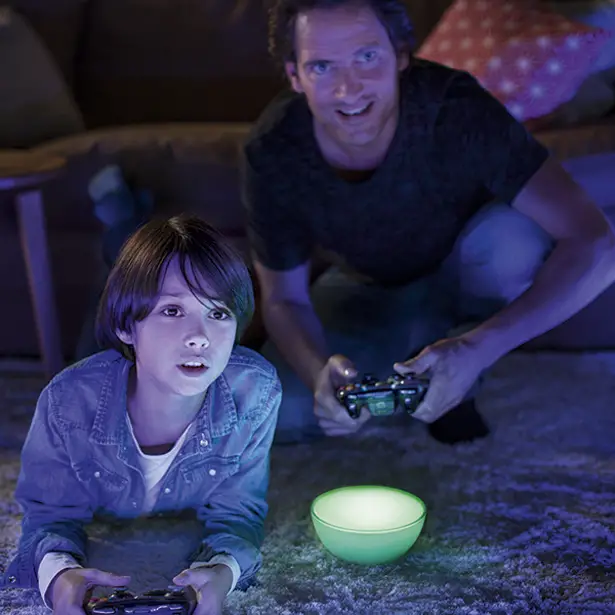 Control Philips Hue Go Portable Light Wirelessly with Your Smart Devices