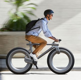 Pilot Hubless Bike Features Luxurious Design and High-Tech Features