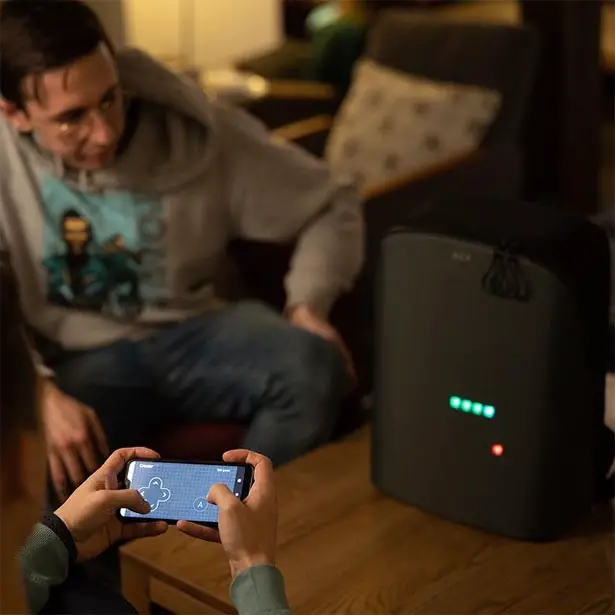 Pix Backpack with Programmable Screen to Display Images or Play Games