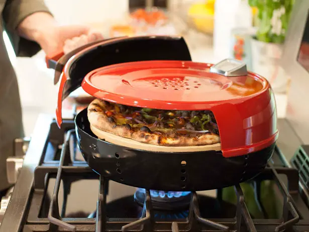 Compact Pizzeria Pronto Stovetop Pizza Oven Features Heat-Efficient Design for Perfect Pizza