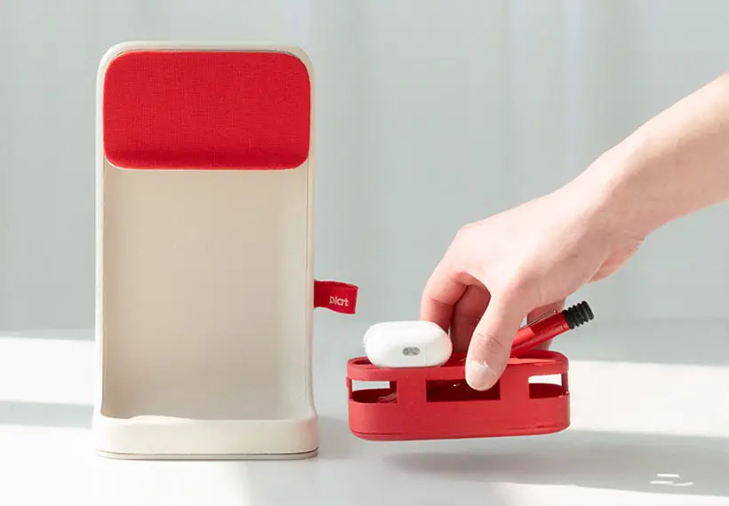 Plat: A Compact Desk Organizer and Wireless Charger in One