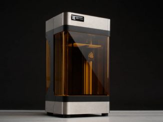 PLUTO Compact High-Quality 3D Printer Fits Your Desktop