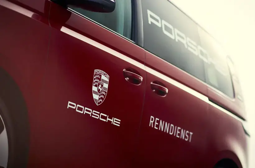 Porsche x VW Renndienst Id.Buzz Bus