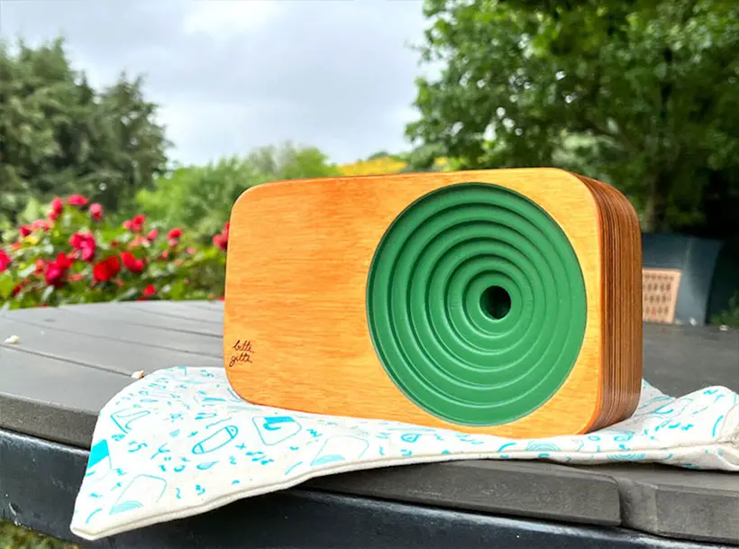 Racing Green Wooden Sound System by Bitti Gitti Design Studio