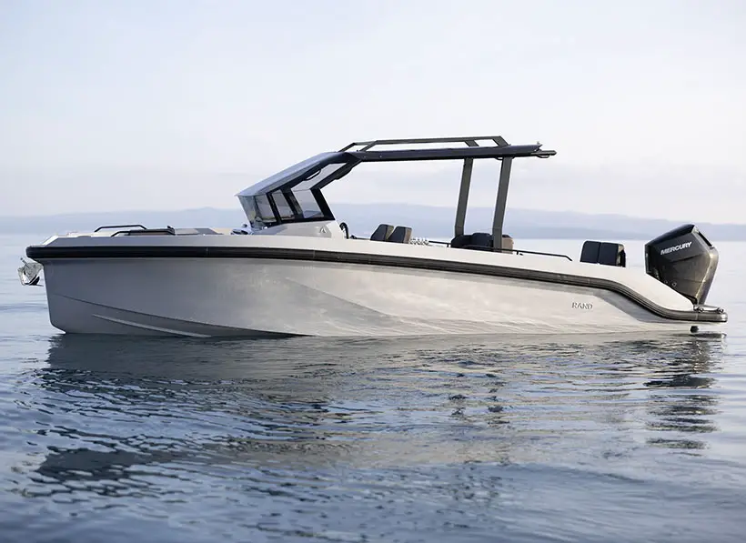 RAND Roamer 29 Boat by Marek Weidlich