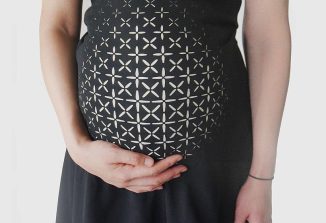 Expandable Garment For Pregnant Women Accommodates Different Stages of Pregnancy