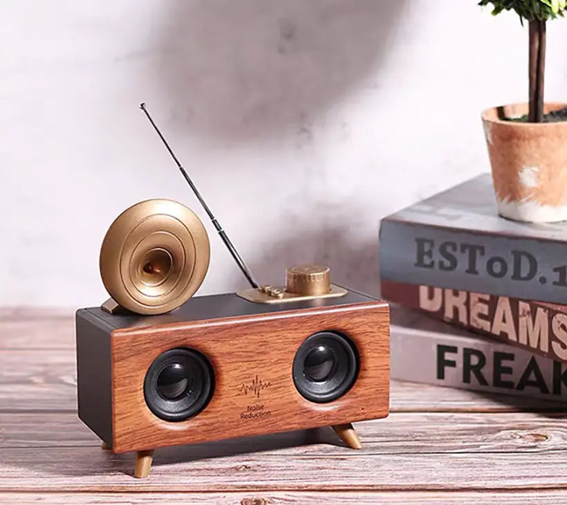 Retro Chic Wireless Bluetooth Speaker