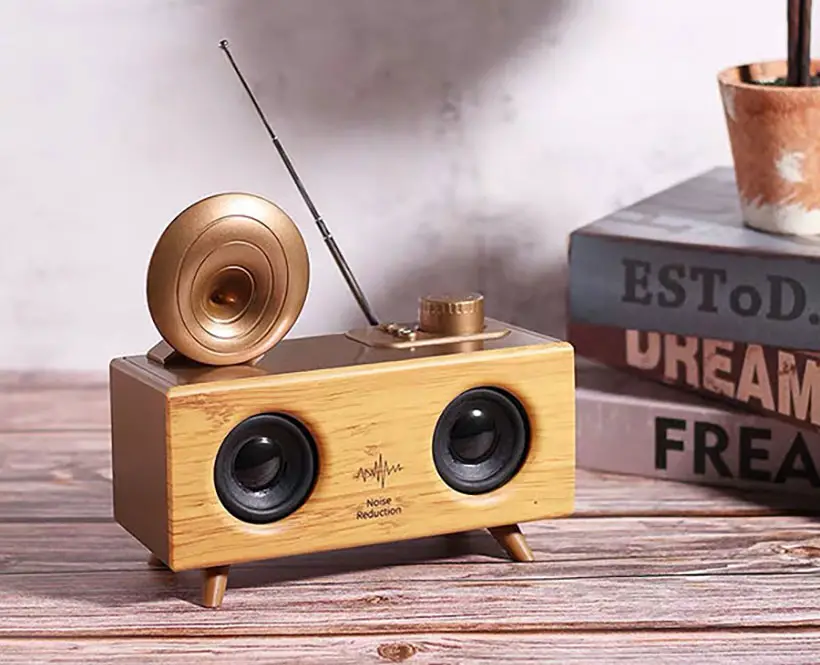 Retro Chic Wireless Bluetooth Speaker