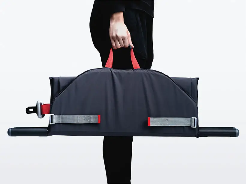 Revz Foldable and Deformable Pet Stretcher