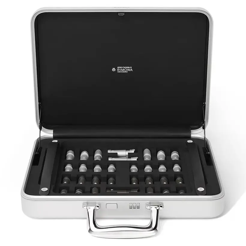 RIMOWA Chess Attaché