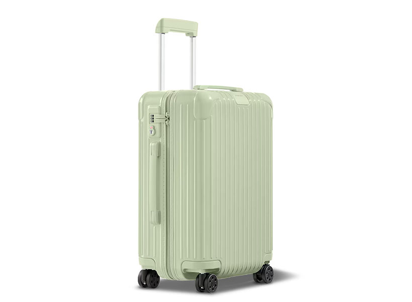 RIMOWA Essential Cabin Bag in Pastel Color