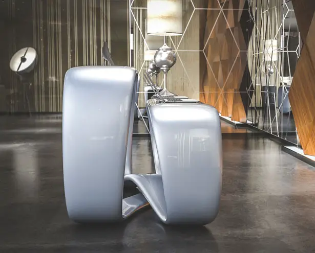 Ryra Reception Desk by Nuvist