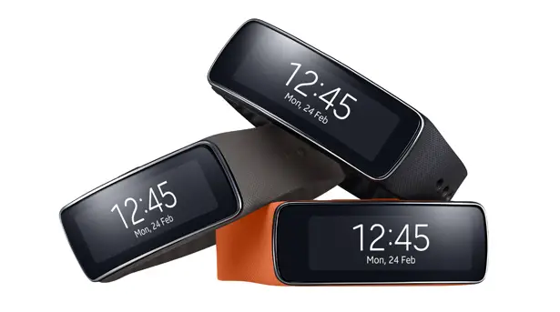 Samsung Gear Fit Wearable Tech